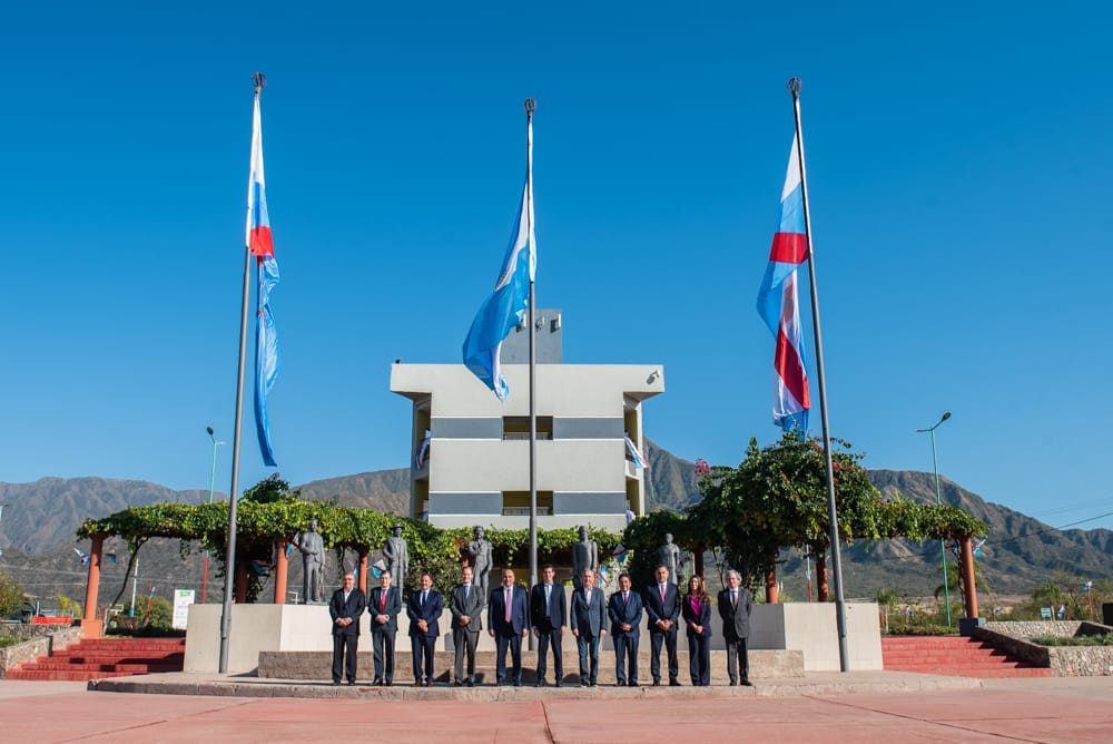 En busca de un país más federal y uniendo lazos Se concretó la XII Reunión Plenaria del Comité de Integración ATACALAR Argentina – Chile 2022 - foto  1