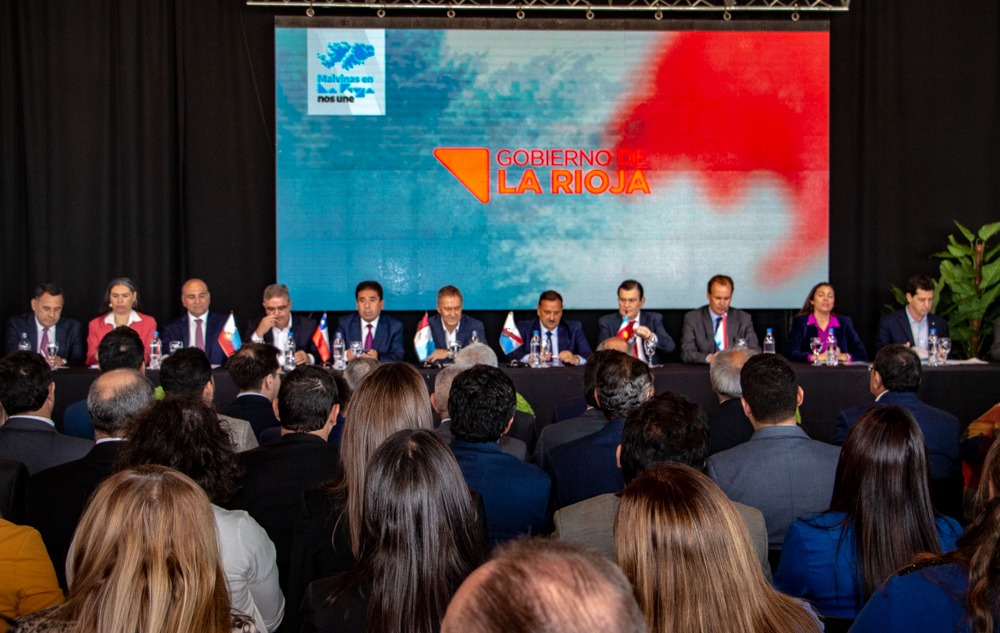En busca de un país más federal y uniendo lazos Se concretó la XII Reunión Plenaria del Comité de Integración ATACALAR Argentina – Chile 2022 - foto  3
