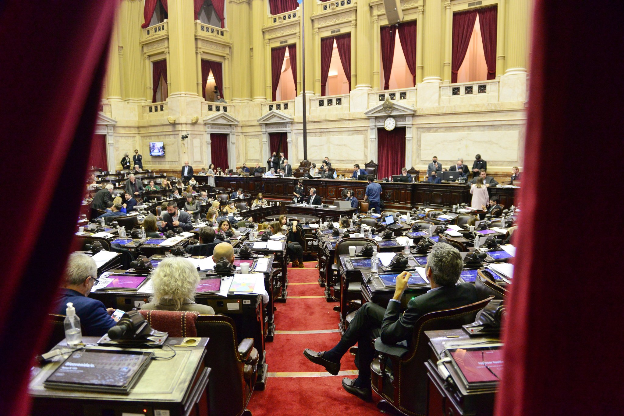 Sergio Casas "Creemos importante acompañar a las argentinas y argentinos defendiendo la integridad de sus ingresos" - foto  1