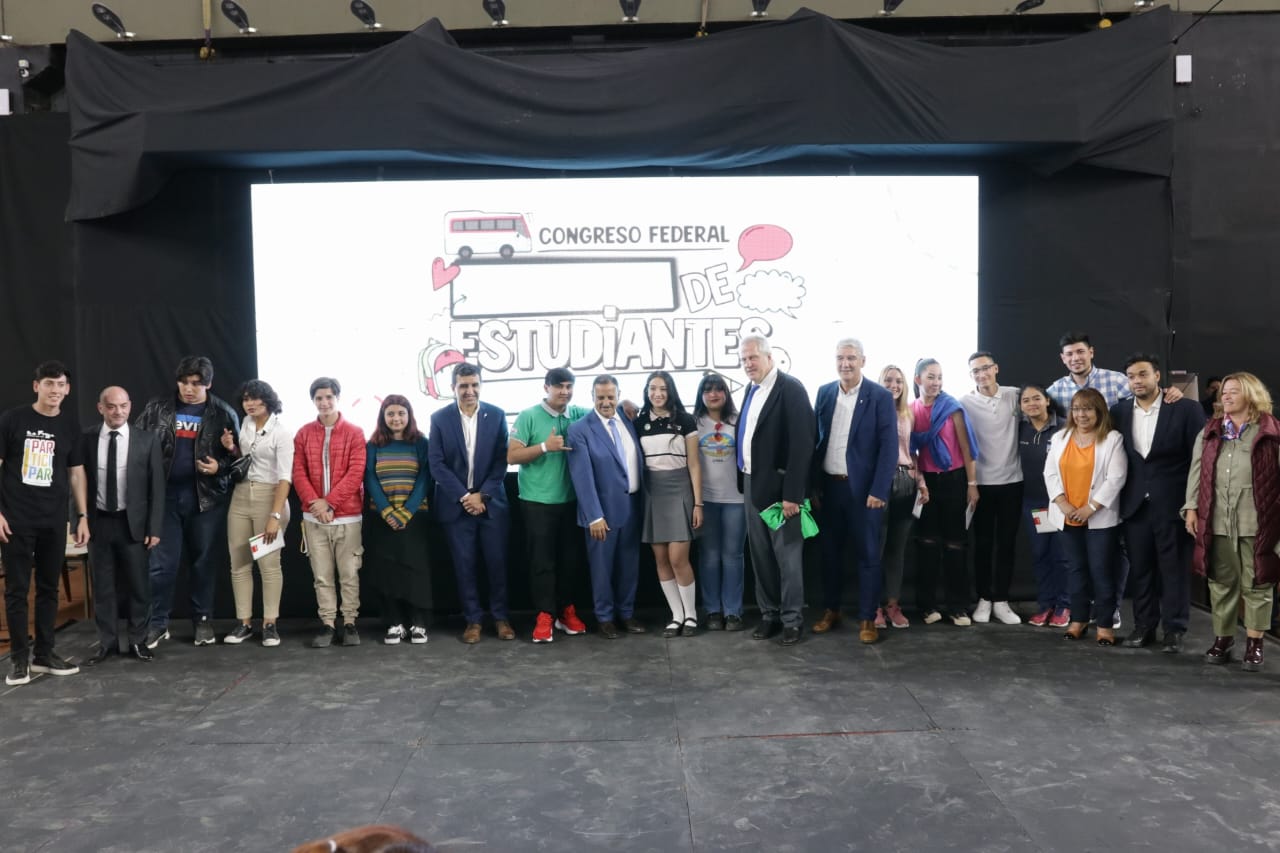 Más de 1.000 estudiantes participan del 1° Congreso Federal de Centros de Estudiantes del Norte Grande - foto  1