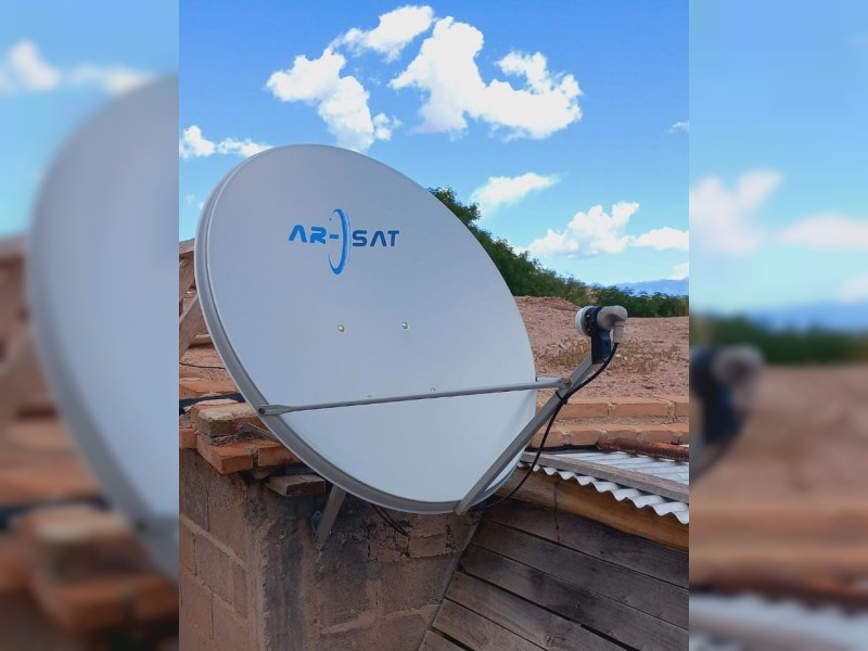 EL GOBIERNO FORTALECE LA INSTALACIÓN DE ANTENAS TDS EN EL INTERIOR PROVINCIAL  - foto  1