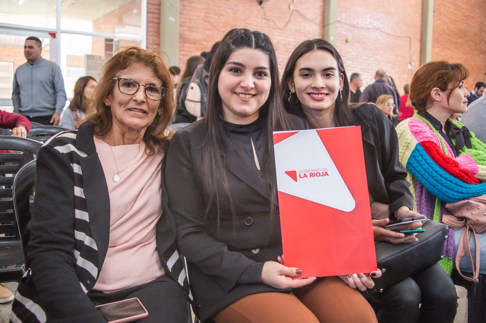 El gobernador Ricardo Quintela resaltó la importancia de garantizar el derecho a una educación de calidad - foto  2