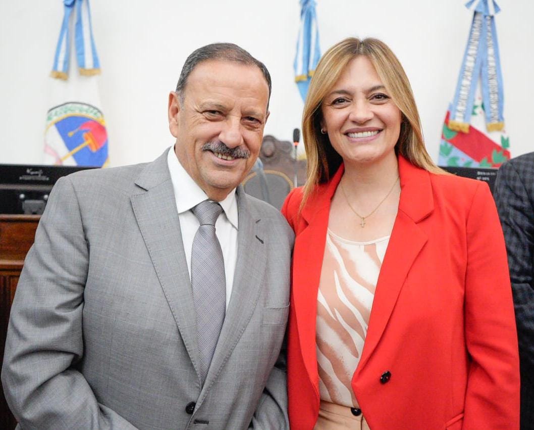 Ricardo Quintela asume su segunda gestión al frente de la provincia - foto  1