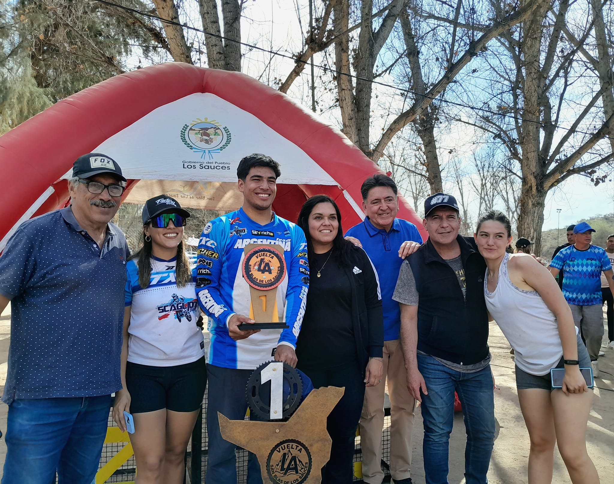 ADOLFO SCAGLIONI GANO LA DECIME EDICION DE LA VUELTA DE LOS SAUCES - foto  1