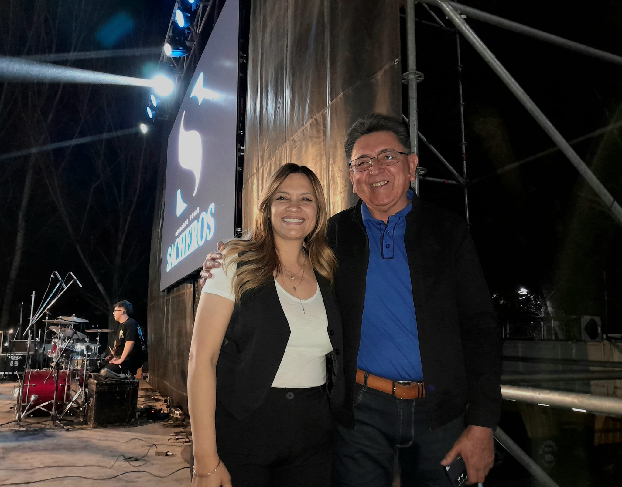 Antonio Sotomayor “disfrutamos de una hermosa jornada junto a todo el pueblo de Los Sauces” - foto  1